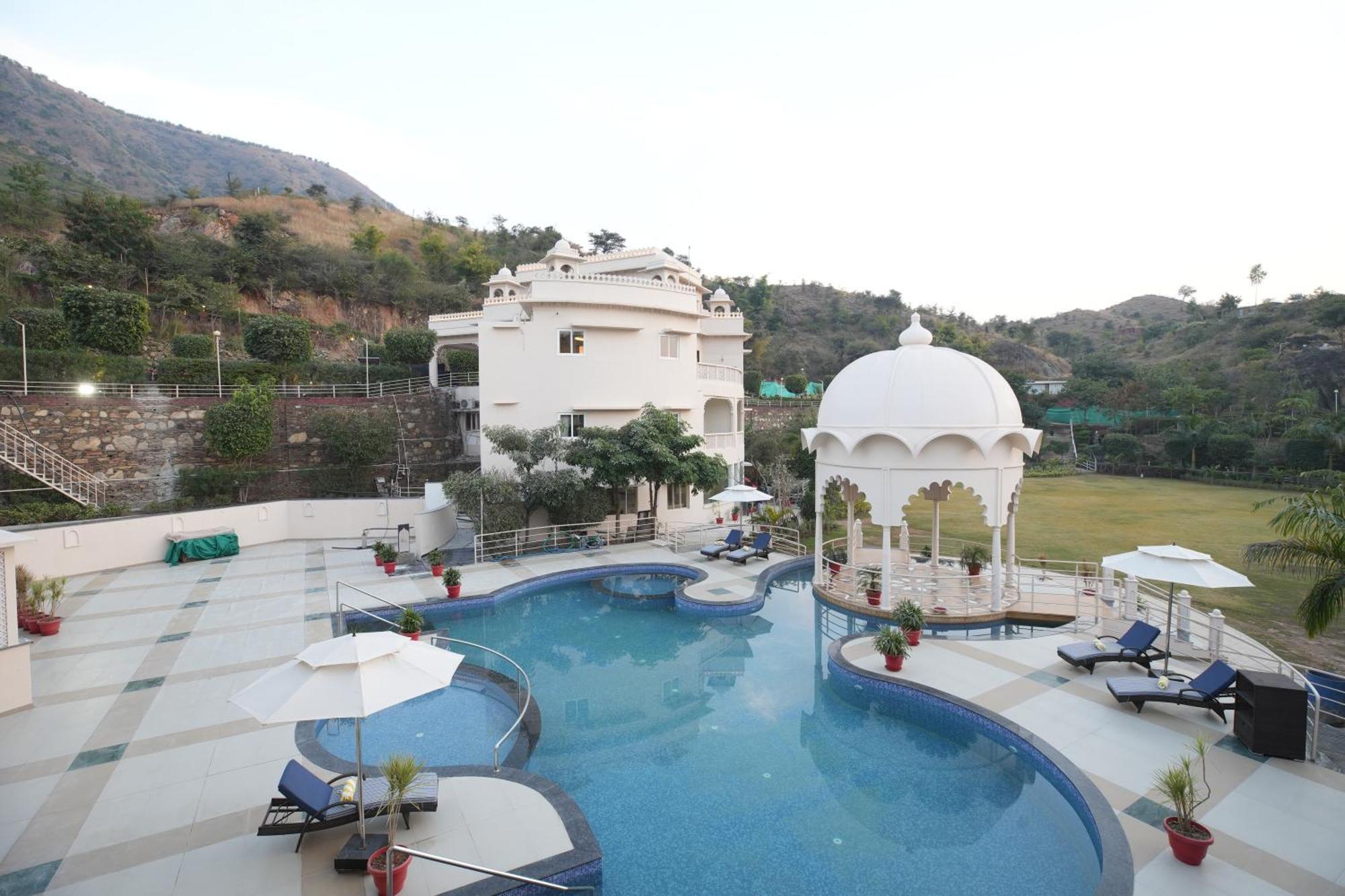 Sayaji Resorts & Spa Udaipur Ngoại thất bức ảnh