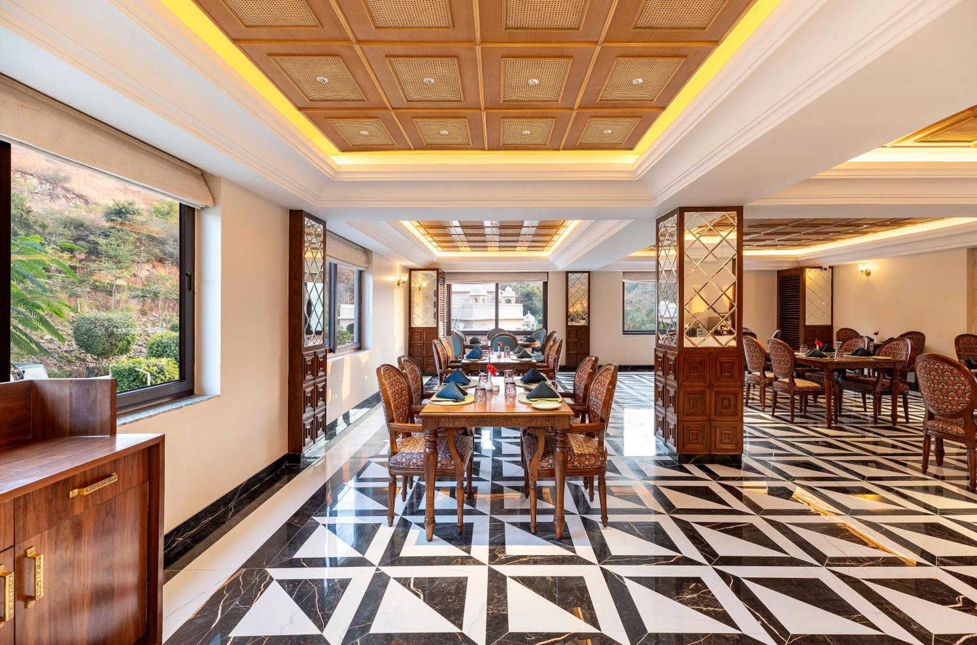 Sayaji Resorts & Spa Udaipur Ngoại thất bức ảnh